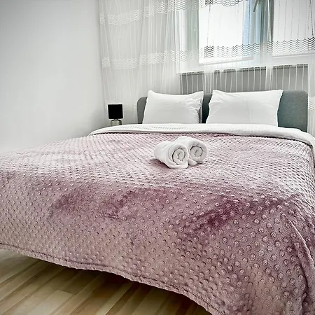 Apartament Blisko Centrum Warsaw